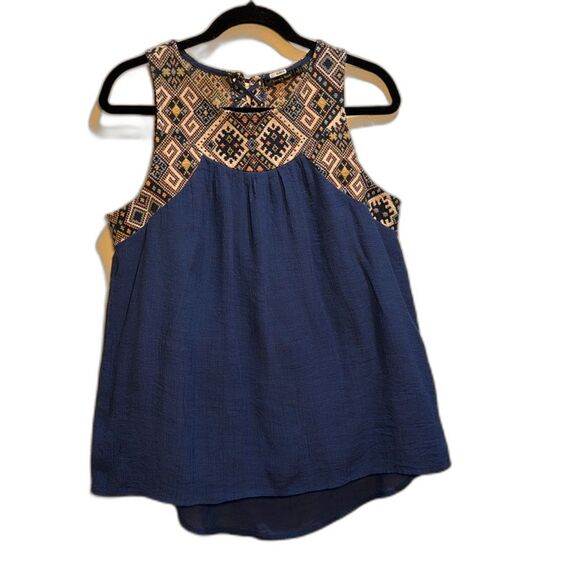 Doe and Rae Blue Sleeveless Shirt with Patchwork Design Size Large - Picture 1 of 12